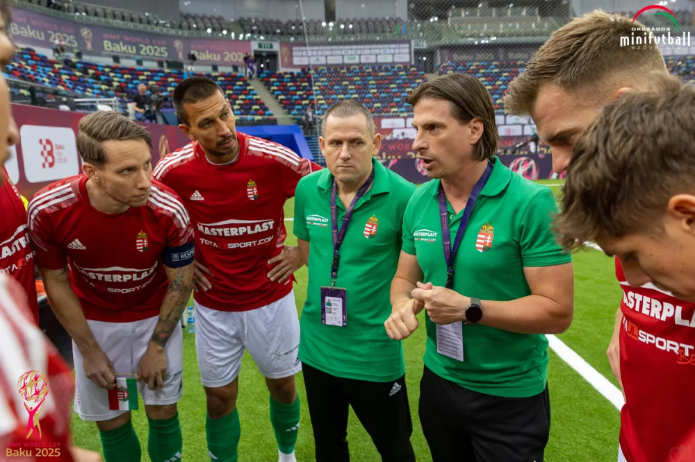 TRENCSÉNYI JÁNOS HOSSZABBÍTOTT